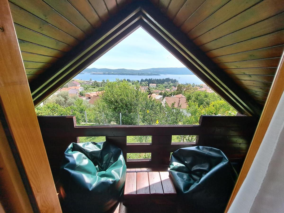 Вілла Timber House Тиват Екстер'єр фото